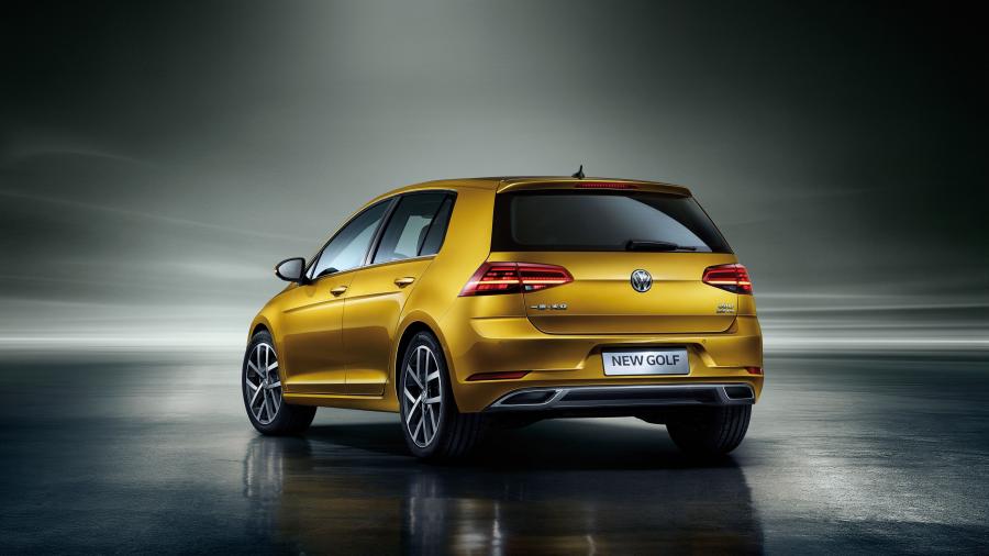  Volkswagen Golf 280 TSI 5-Door (Typ 5G) 2017 года  (CN) (фото 14 из 23)